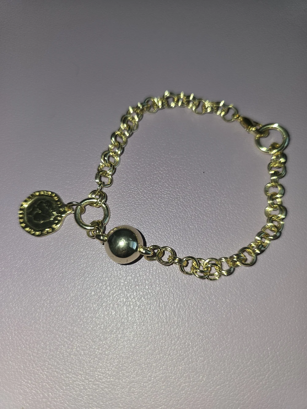 Gold Tone Chain Charm Bracelet with Hanging Coin, Like New! - Picture 3 of 8
